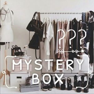 ❌MOVING SALE❌🌸GIVE BACK WOMAN MYSTERY BOX
S-L MIX